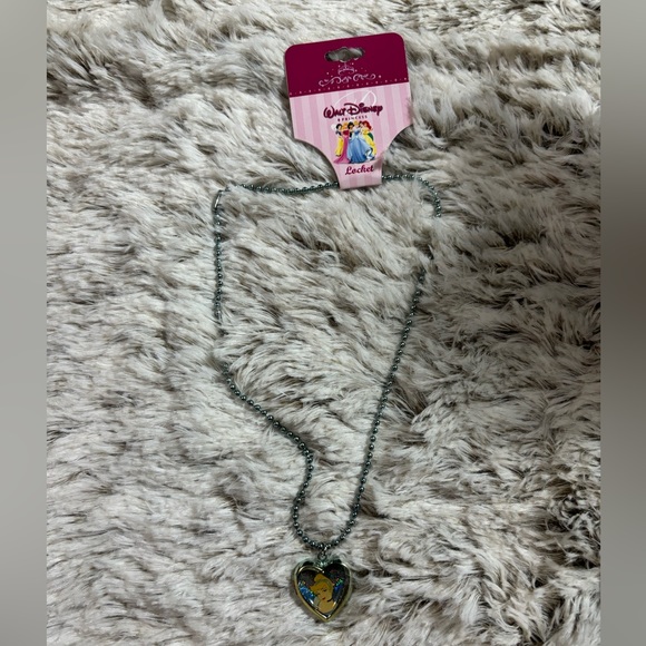 Disney Princess Girls Necklace with Opening Heart Locket 16" Long New with Tags - Picture 4 of 5